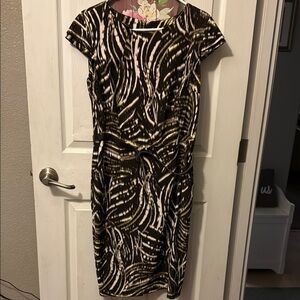 AGB Dress Stylish Brown Black and White Patterned Sleeveless Dress Size 16
